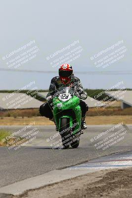 media/May-26-2025-Lets Ride (Mon) [[3bf1de1d65]]/C Group/1240pm (Wheelie Bump)/